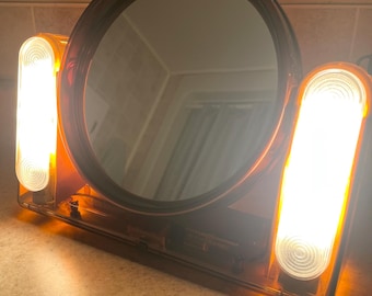 Vintage GE The Looking Glass electric lighted vanity mirror, tabletop in amber brown