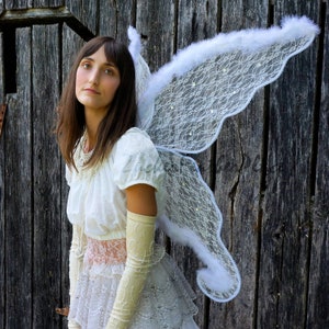 Large White Wings, Marabou and Lace Angel Costume Wings, Large Adult Costume Wings, White Lace Butterfly Costume Wings for Halloween ZUCKER®