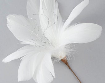 White Feather Flower with Silver Accent - Decorative Feather Flower Stem for Event and Home Decor ZUCKER®