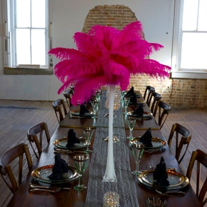 SHOCKINGPINK Ostrich Feather Centerpiece Set WHITE Eiffel Tower Vase For Great Gatsby Party, Special Event & Wedding Reception Decor ZUCKER®