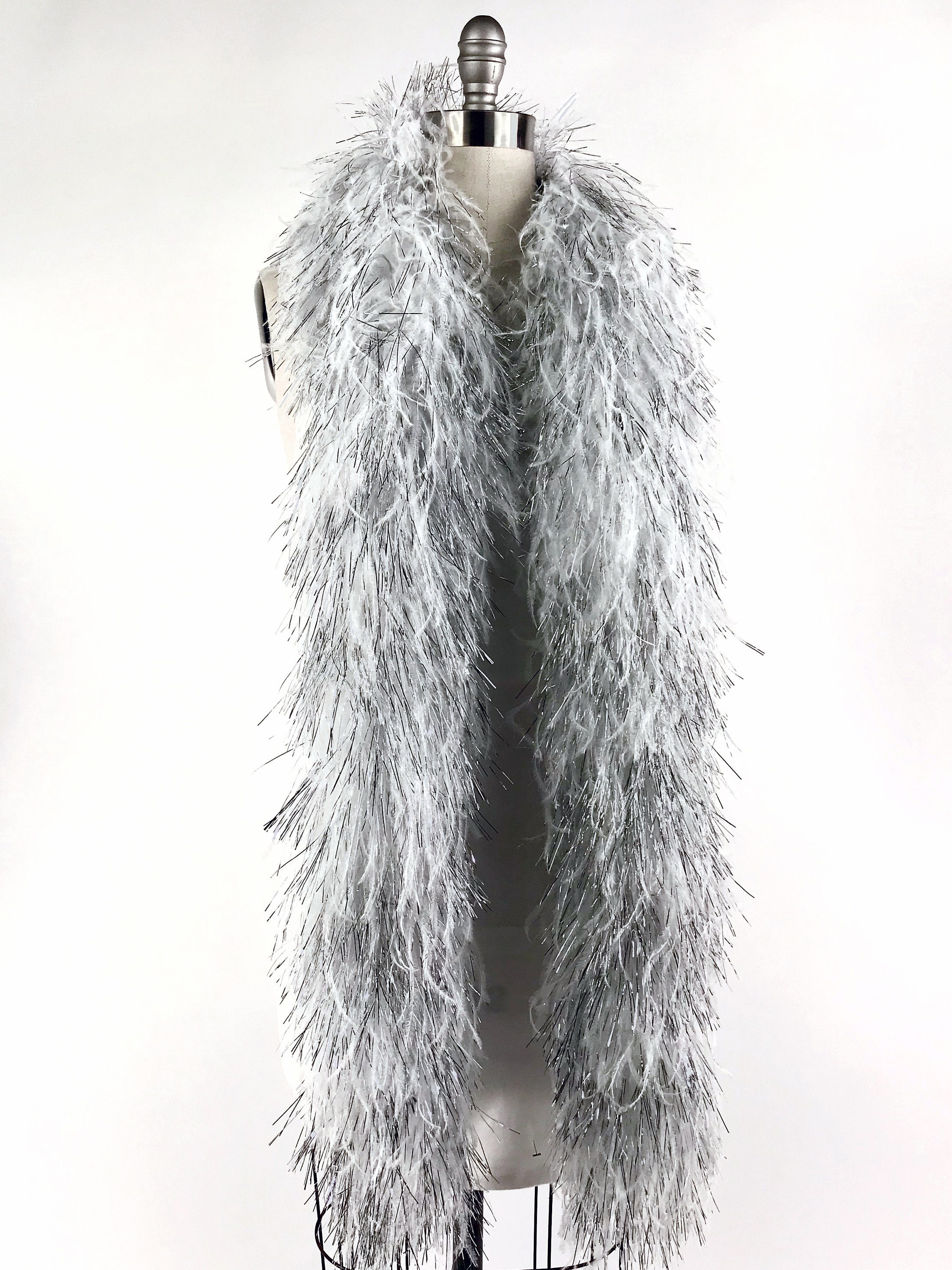 Luxurious WHITE & SILVER 3 Ply Ostrich Feather Boa w/Lurex - For Fashion,  Costume Design, Great Gatsby Theme Special Events and more ZUCKER®