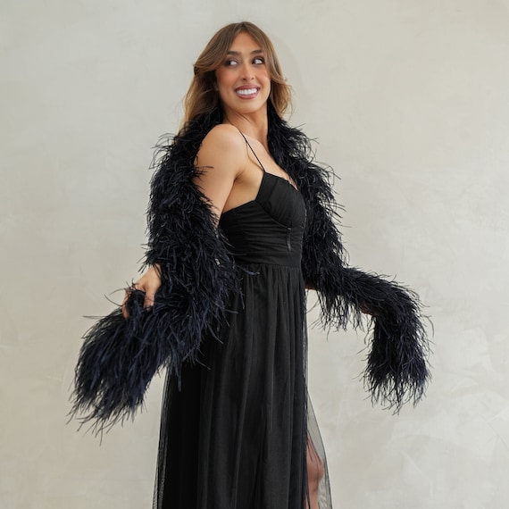 6 Ply Black Ostrich Feather Boa for Accessory and Fashion Design