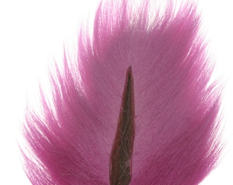 Deer Tails Dyed Magenta (MA) over Natural - For Fly Fishing, Fly Tying ZUCKER®