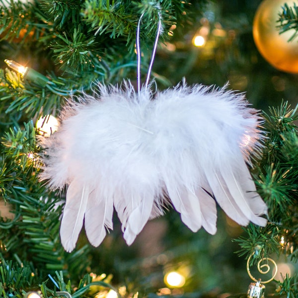 Decorative Mini White Angel Wing Feather Ornament - Cute Small Christmas Angel Wing Ornaments for Holiday, Gift Wrap and Party Decor ZUCKER®