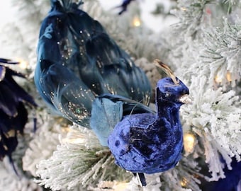 Elegant Navy Blue Decorative Feather Peacock Bird Ornament with Glitter Accents for Christmas Tree, Special Events, Gift Wrapping ZUCKER®