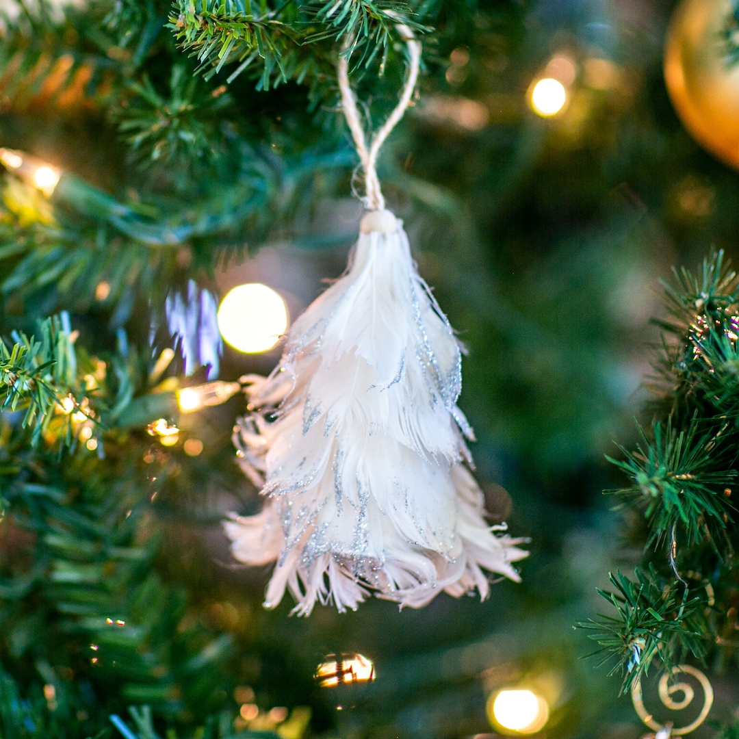 Decorative Mini Feather Tree Ornaments White W/glitter Tips Christmas