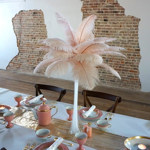 CHAMPAGNE Ostrich Feather Centerpiece Sets WHITE Eiffel Tower Vase - For Great Gatsby Party, Special Event & Wedding Reception Decor ZUCKER®