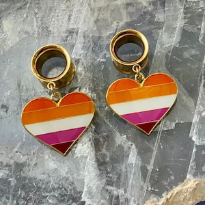 Lesbian Pride Heart Dangle Earrings Flag Hearts Gold Steel Stretched Ear Plugs Gauges Tunnels Dangles 2g 0g 00g 1/2" 9/16" 5/8" ALIEN BABE