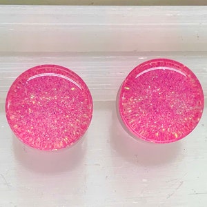 Bubblegum Pink Pastel Glitter Acrylic Saddle Ear Plugs Gauges Tunnels Plug Pair 0g 00g 1/2" 9/16" 5/8" 3/4" 7/8" 1" 28mm 30mm PINK ALIEN