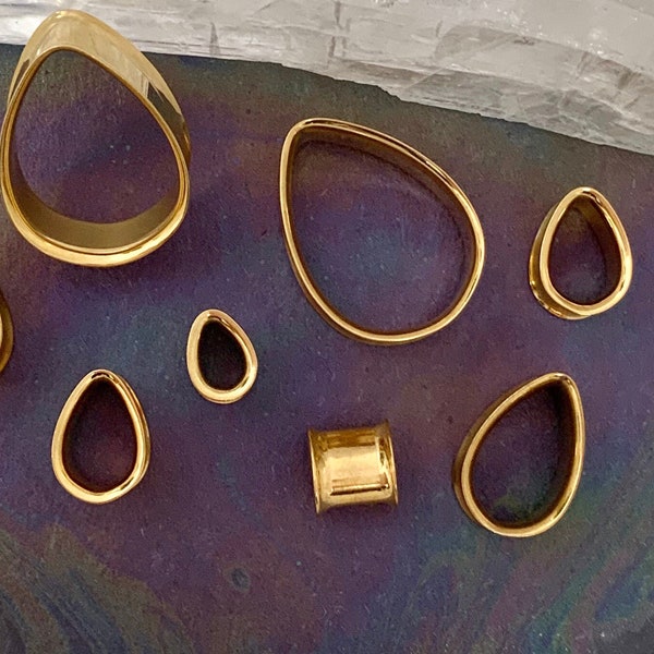 Gold Metal Dropz Golden Steel Tear Drop Teardrop Ear Plugs Gauges Tunnels Pair Size 0g 00g 1/2" 9/16" 5/8" 3/4" 7/8" 1" 28mm 30mm PINK ALIEN