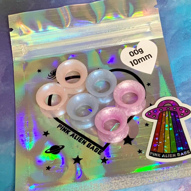 how to travel during the holidays