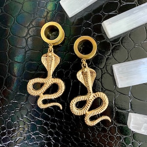 Cobra Spirit Dangles Gold Steel Ear Plugs Gauges Tunnels Snake Animal King Dangle Earrings 2g 0g 00g 1/2&quot; 9/16&quot; 5/8&quot; 3/4&quot; 7/8&quot; 1&quot; ALIEN BABE