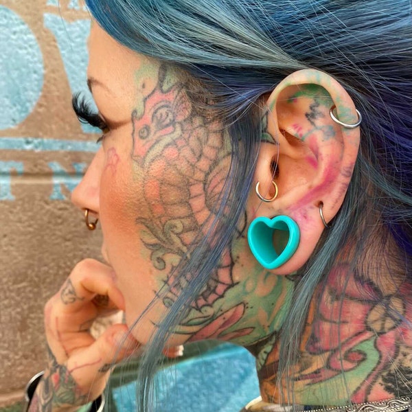 Ocean Love Turquoise Heart Shaped Ear Plugs Gauges Tunnels Hearts Teal Green Cyan 6g 4g 2g 0g 00g 1/2" 9/16" 5/8" 11/16" 3/4" ALIEN BABE