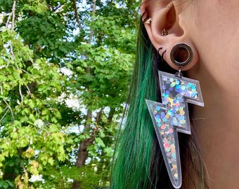 Bowie Bolt Dangle Gauges Giant Holographic Lightning Bolts Silver Steel Ear Plugs Tunnels Bolt Halloween Earrings 0g 00g 1/2" 5/8" 1" ALIEN
