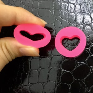 Black Tender Heart Silicone Soft Flexible Ear Plugs Gauges Tunnels Eyelets 6g 4g 2g 0g 00g 1/2 9/16 5/8 11/16 3/4 7/8 1 PINK ALIEN zdjęcie 7