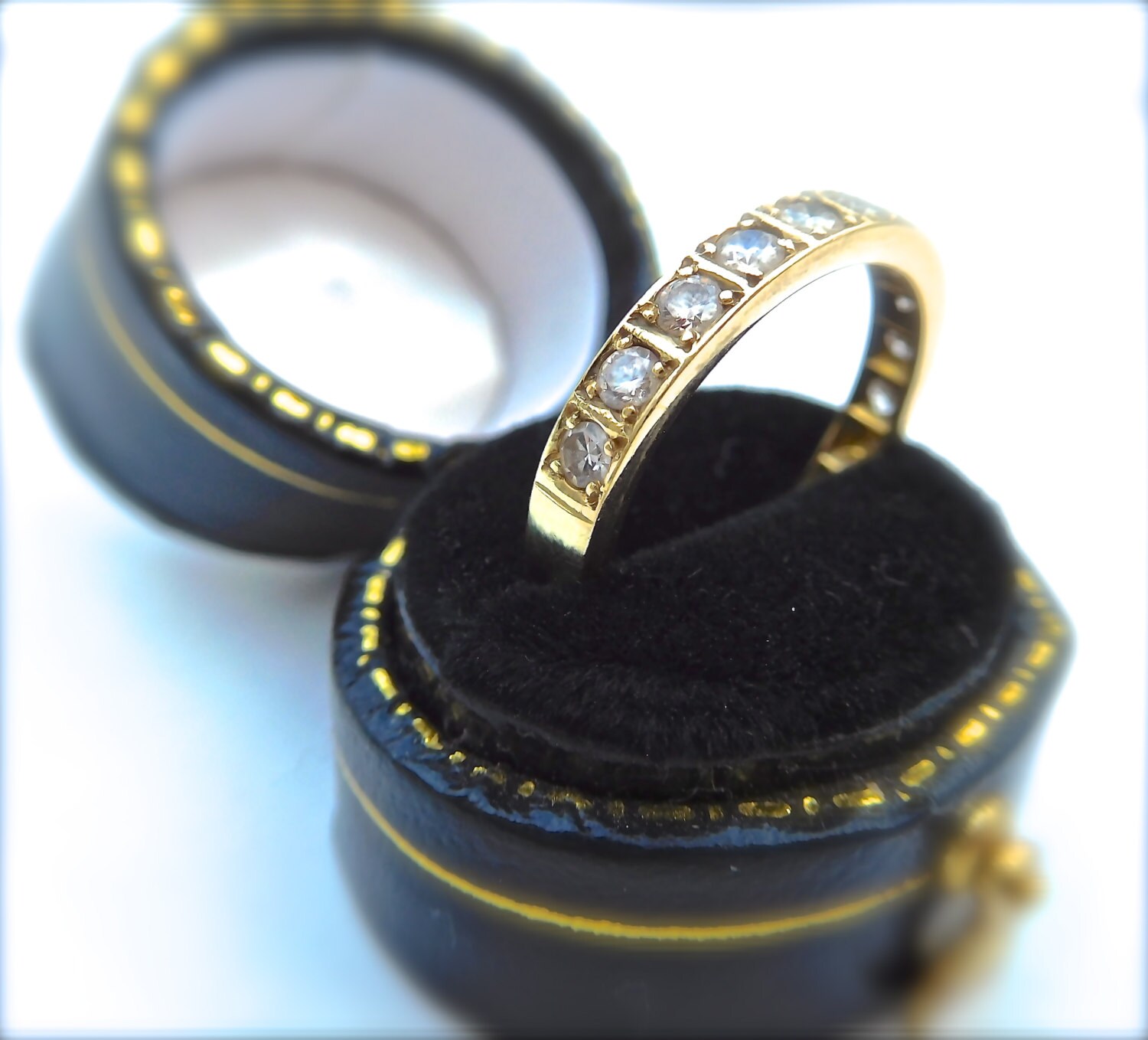 18ct yellow gold & diamond band, vintage eternity ring, art deco