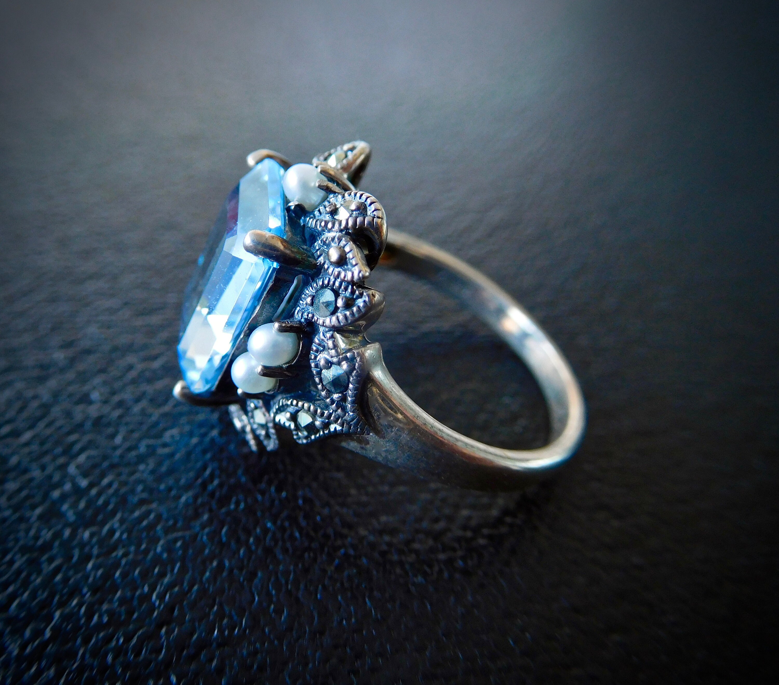 pss sterling silver blue topaz ring bali style pss sterling silver blue topaz ring bali style
