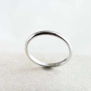 Classic 9ct white gold wedding band, wedding ring, 2mm wide, D-shape, UK hallmark, personalised