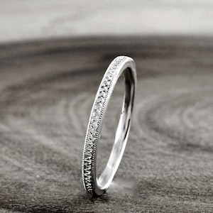 Hand Engraved Silver Ring, Minimalist Wedding Band Handmade in Sheffield by Nick Ovchinikov