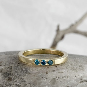 Handmade 9ct Gold Ring: Minimalist Blue Diamond Wedding Band