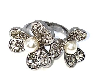 Vintage Rhinestone Pave Blooming Flowers Pearl Cocktail Statement Ring Silver Size 6