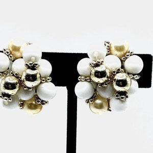 Vintage 1940s White With Gold Beaded Cluster Earrings Clip Ons