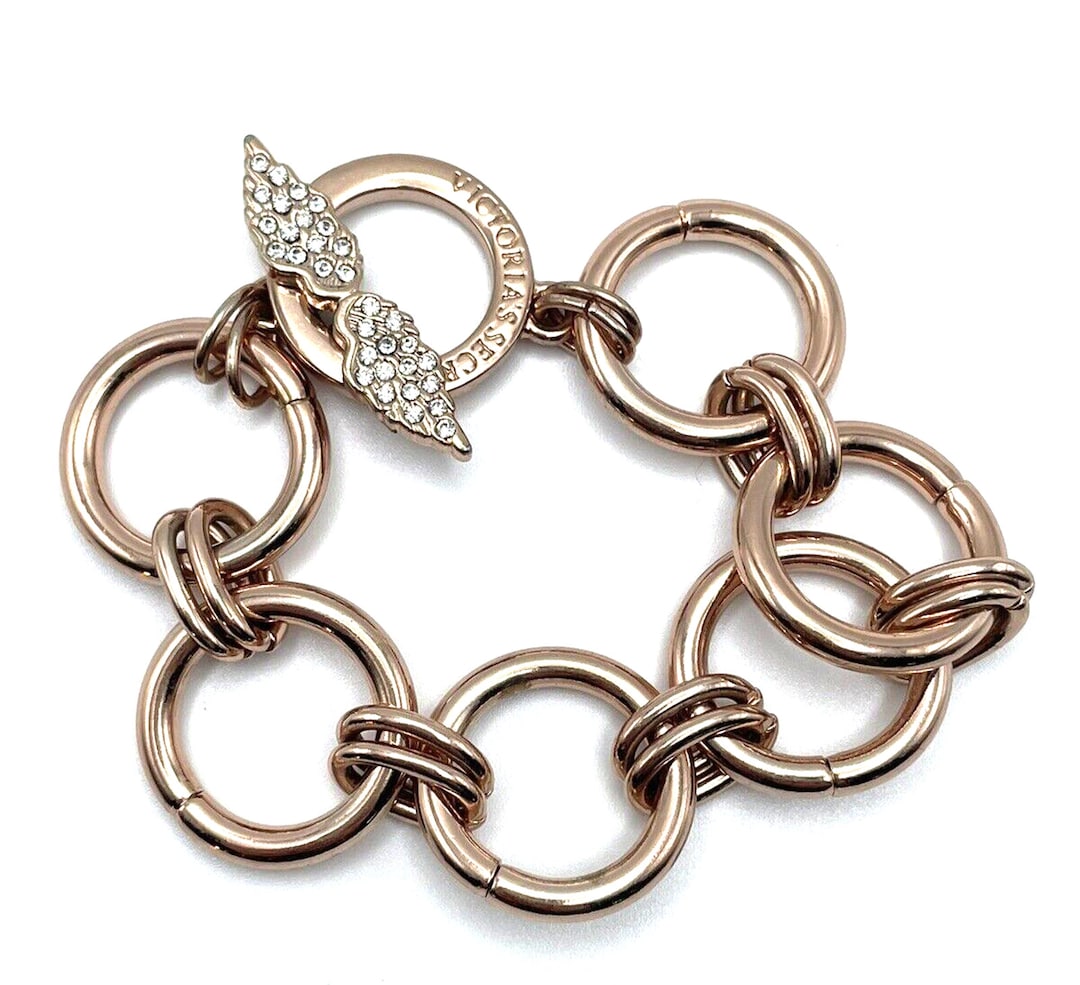 Buy Victoria’s Secret Angel Bracelet Limited Edition Rose Gold Crystal  Wings Toggle Online in India - Main Image