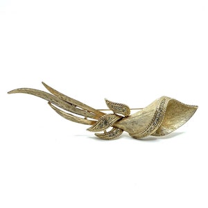 1964 Sarah Coventry Couture Brushed Gold Crystal Calla Lily Brooch 5” Heirloom
