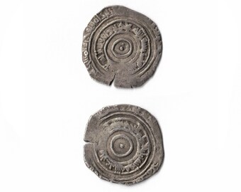 Fatimid Egypt Coins, Rare Scarce Fine Silver Half Dirham Coin al Aziz Nizar, 365 to 386 A Hijrah. Middle East Numismatics, Islamic Caliphate