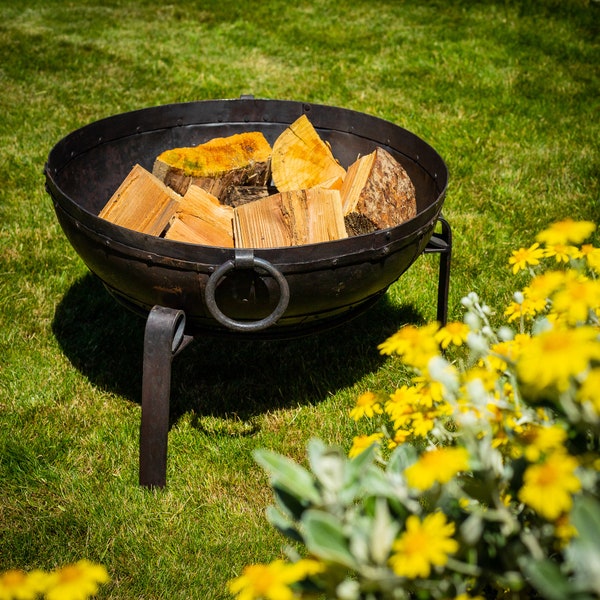 60cm Fire Pit / Fire Bowl With Stand & Grill BBQ Fire Pit