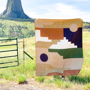 Sundance Quilt pattern PDF- a modern, boho quilt pattern. Advanced beginner