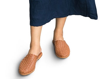 woven slide mules