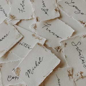 Marque-places calligraphiés à la main & Feuille d'Or