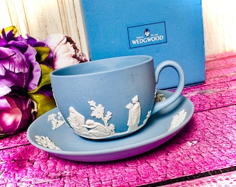 Wedgwood Jasperware Blue and White Teacup and Saucer IOB Excellent Made in England (0907)