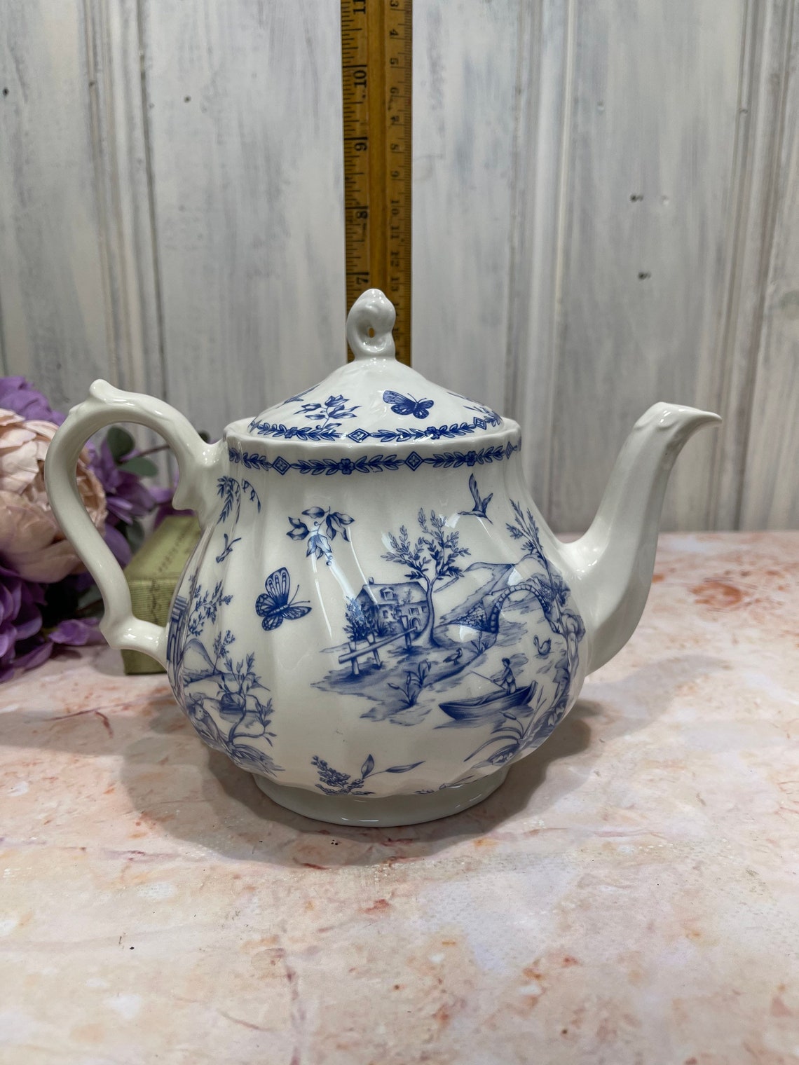 Blue Toile par Churchill Teapot Excellent Condition Blue and Etsy