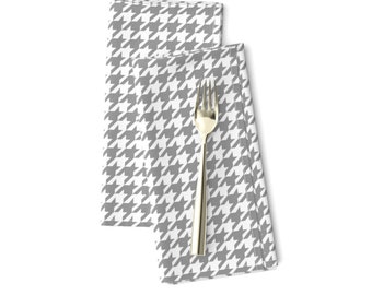 Classic Houndstooth Dinner Napkins (Set of 2) - Houndstooth Gray by rose_mary - Grey Checkered Pattern Cloth Napkins by Spoonflower