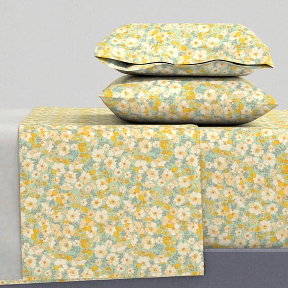 Vintage Style Floral Sheets 70s Vintage by Morecandy shop Butter