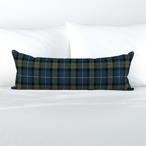 Geruit XL lendenkussen - klassieke blauwe tartan van willowlanetextiles - blauwe tartan Schotland extra groot rechthoekig lendenkussen van Spoonflower
