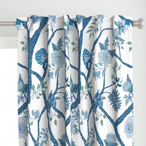 Painel de cortina de jardim Chinoiserie - Final Anne Blue And Green por danika_herrick - Painel de cortina personalizado Green Floral Branch por Spoonflower