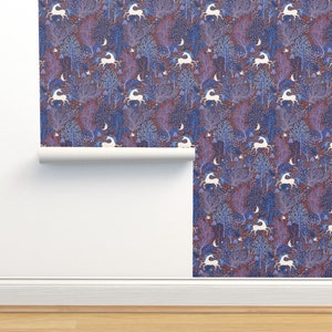 Mystische Einhorn Tapete ohne Kleister - Nachtwald Einhorn von rebecca_reck_art - Märchen Tapete Doppelrolle von Spoonflower