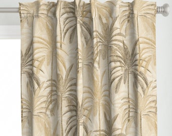 Neutraal Palmbomen Gordijnpaneel - Monochrome Palms door francisca_reyes - Tan Tropisch Beige Neutraal Kalm Custom Gordijnpaneel door Spoonflower