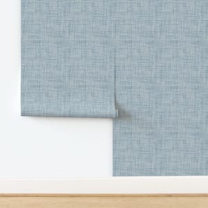Blaue, nicht vorgekleisterte Tapete mit kleinteiligem Rastermuster, gewebt, farblich abgestimmt, gefüttert – blaugraue Leinenstruktur von selmacardoso, Tapete von Spoonflower