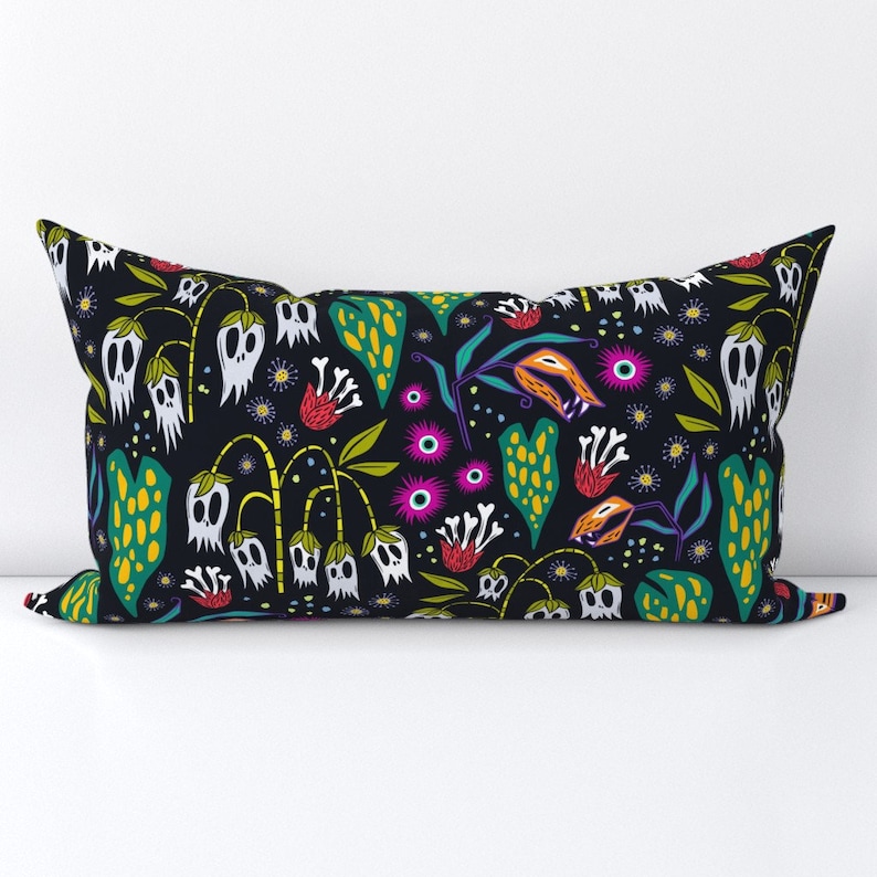 Spoonflower Lumbar Pillow - Thumbnail 3
