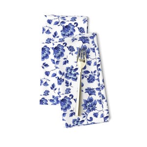 Simple Blue Flower Dinner Napkins (Set of 2) - Fleurs De Provence by peacoquettedesigns - Traditional Vintage Cloth Napkins by Spoonflower