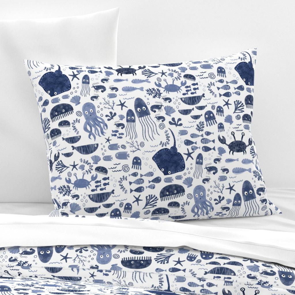 Meerestiere Bettwäsche - Unter Dem Tiefblauen Meer von red_raspberry_design - Bettbezug ODER Kissenbezüge aus Baumwollsatin von Spoonflower