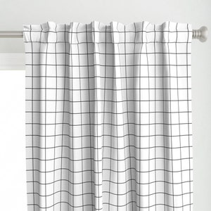 Gardinpanel med fyrkantigt rutmönster - Rutigt svartvitt diagram Minimalistiskt anpassat gardinpanel - Svartvitt fönsterrutnät 2" av misstiina -