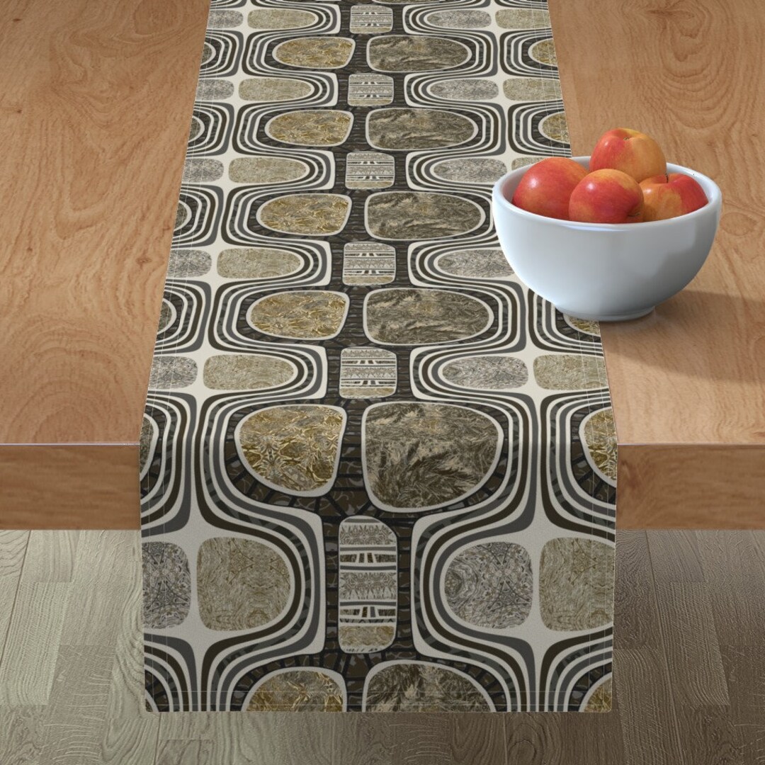 Mod Table Runner Spanish Tile Brown by Wren_leyland Retro Etsy