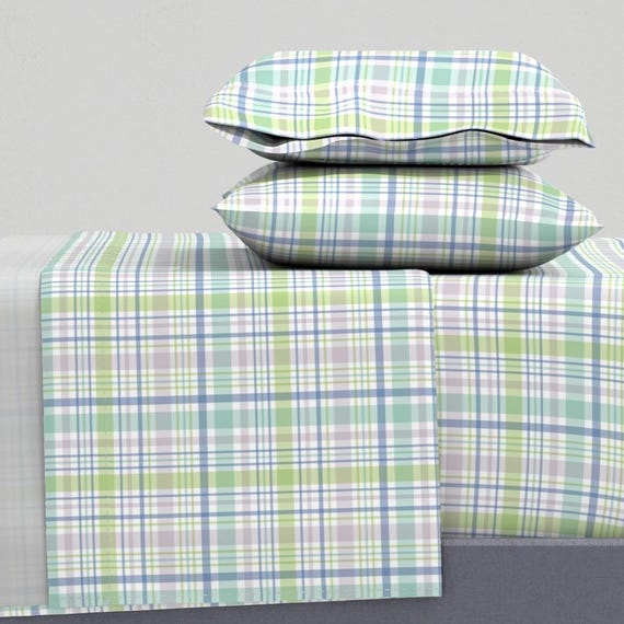 Karierte Frühlings Bettwäsche - karierte Frühlingszeit von devondesignco karierte Baumwollsatin Bettwäsche von Spoonflower