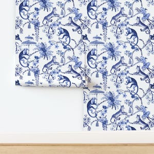 Botanical Toile Non-Pasted Wallpaper Chinoiserie Hollywood Regency Flowers - Chinoiserie Whimsy by pattern_garden Wallpaper by Spoonflower