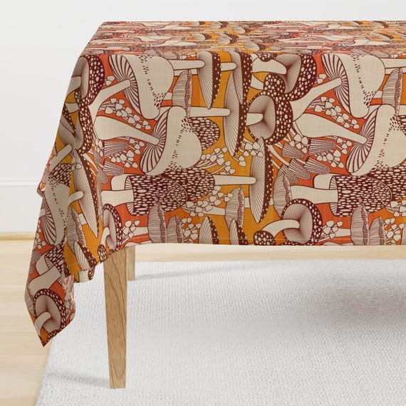 Pilze Tischdecke - Herbst Pilze von cjldesigns - Fliegenpilze 70s Style Retro Seventies Cotton Sateen Tischdecke by Spoonflower